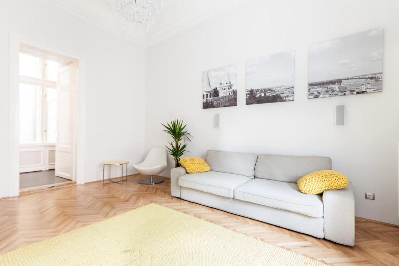 Bpr Sophisticated Astoria Suite With Balcony Budapest Exteriör bild