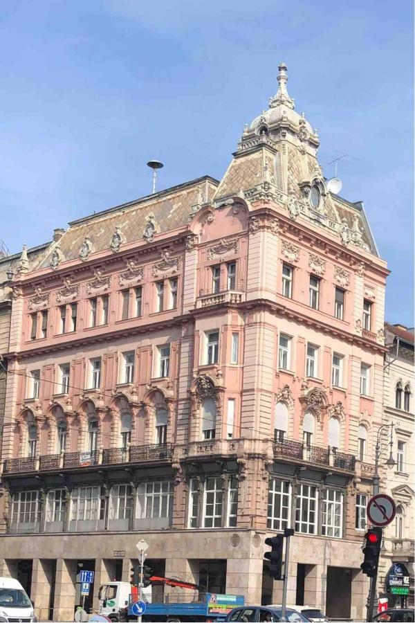 Bpr Sophisticated Astoria Suite With Balcony Budapest Exteriör bild
