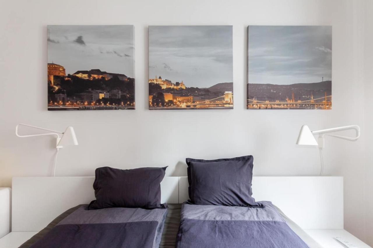 Bpr Sophisticated Astoria Suite With Balcony Budapest Exteriör bild